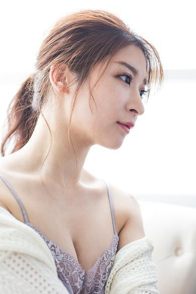 美波 あいかプロフィール写真6