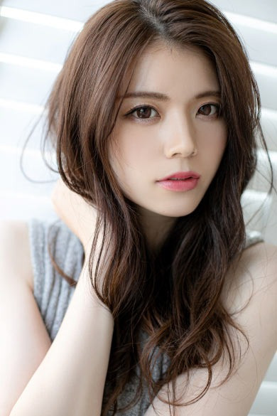佐倉里緒　プロフィール写真2