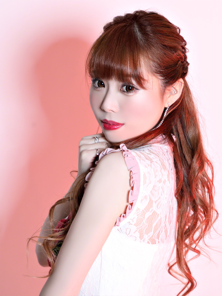 純白プロフィール写真2
