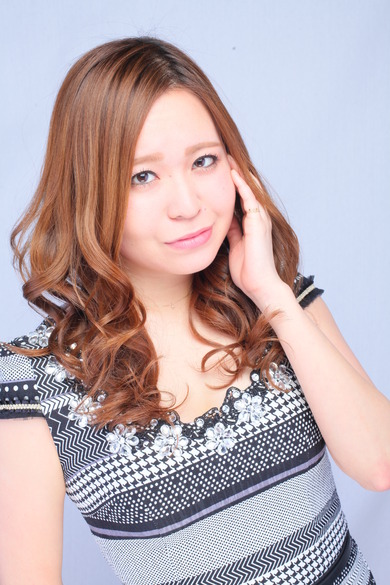 さやかプロフィール写真3