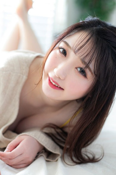 明日見ひなの