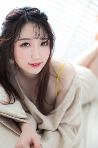 明日見ひなのプロフィール写真2
