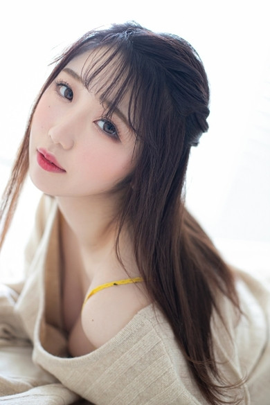 明日見ひなのプロフィール写真3