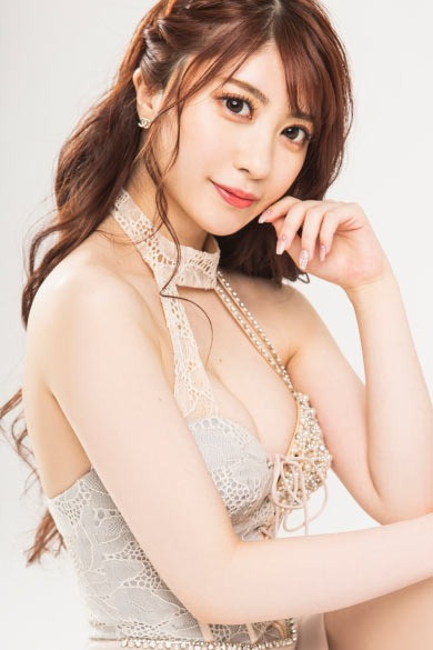 美来　愛菜
