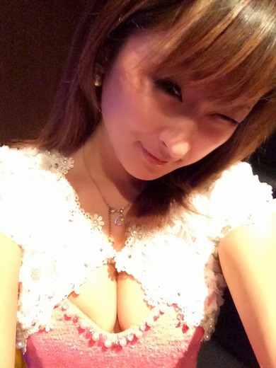 愛瀬あやプロフィール写真2