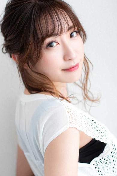 朔間　まりな