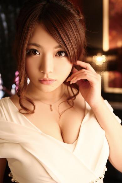 愛咲 ひとみプロフィール写真3