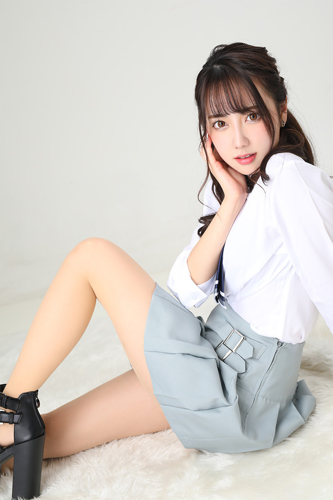 さつきプロフィール写真4