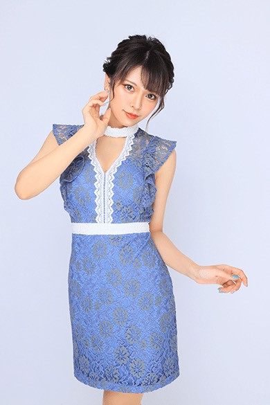 美鳥　奏プロフィール写真1